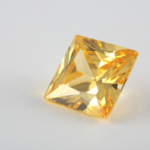 Diamond jaune taille princesse